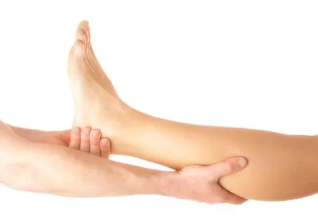 sleeping leg cramps 1
